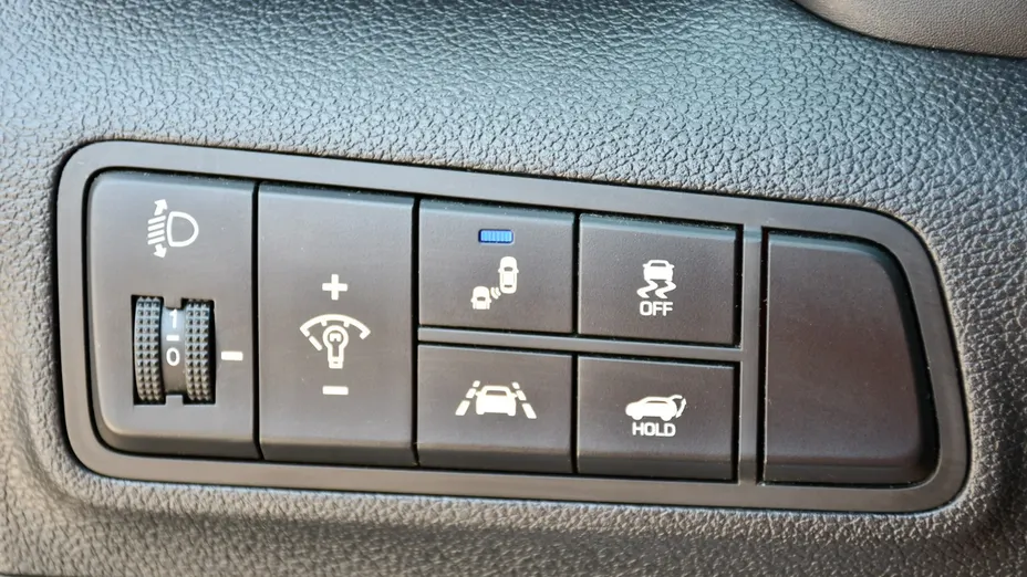 HYUNDAI Tucson -