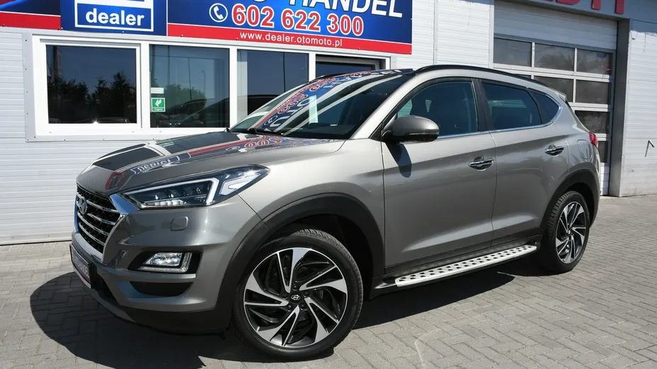 HYUNDAI Tucson -
