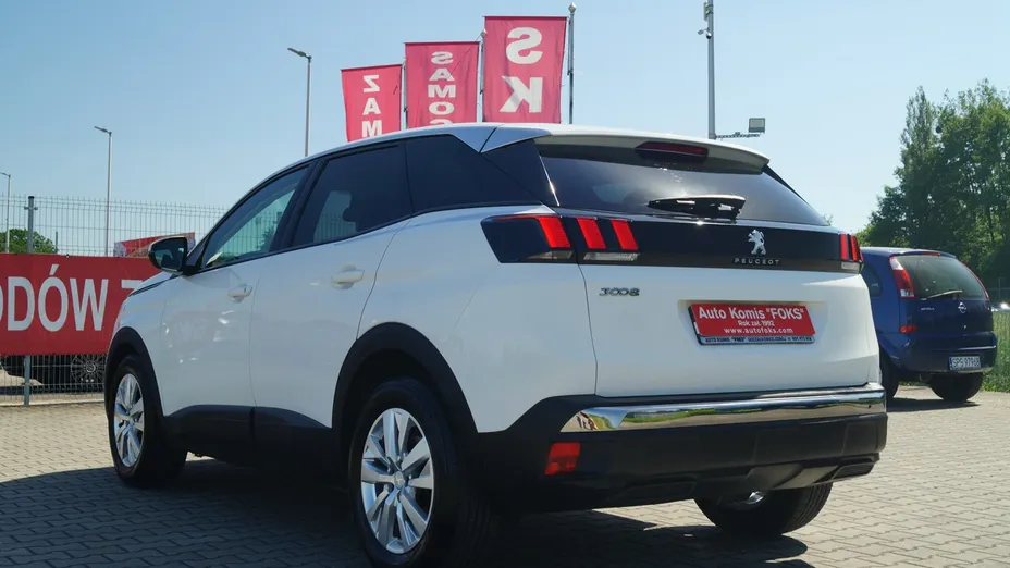 PEUGEOT 3008 -