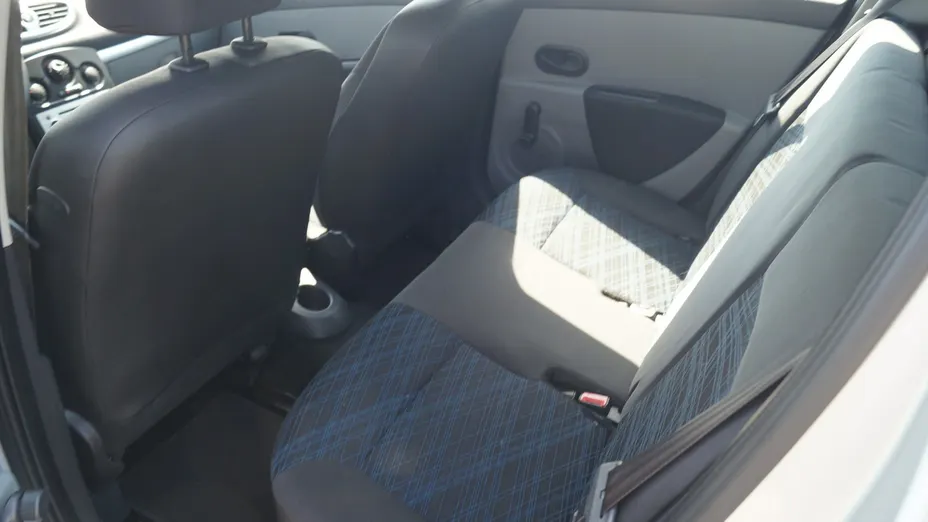 RENAULT Clio -
