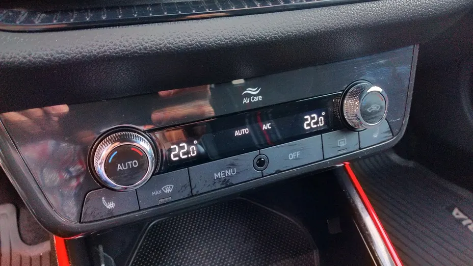 SKODA Fabia -