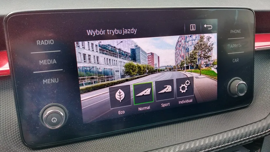SKODA Fabia -