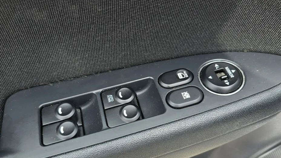 HYUNDAI i30 -