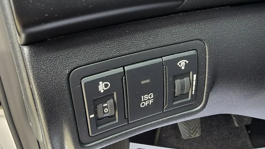 HYUNDAI i30 -