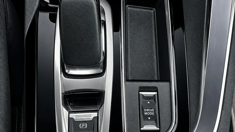 PEUGEOT 3008 -