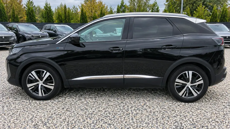 PEUGEOT 3008 -