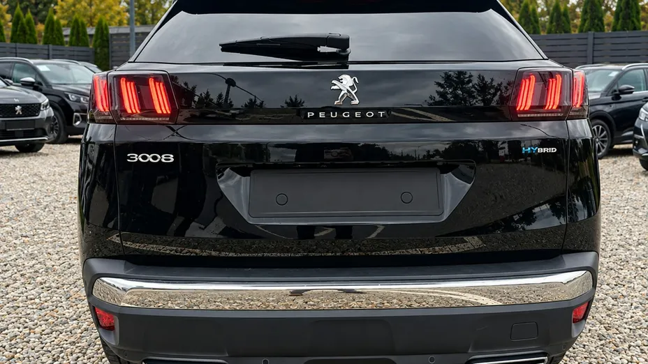 PEUGEOT 3008 -