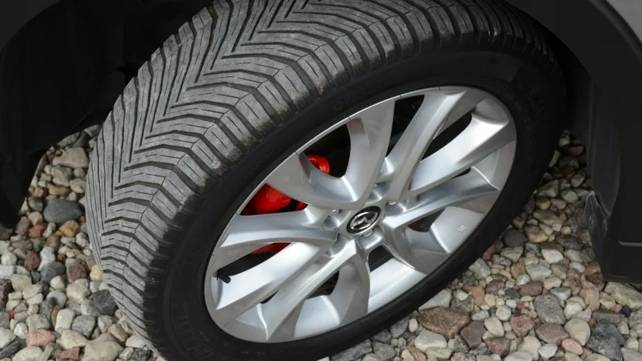 MAZDA CX-5 -