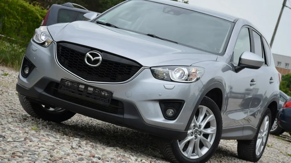 MAZDA CX-5 -