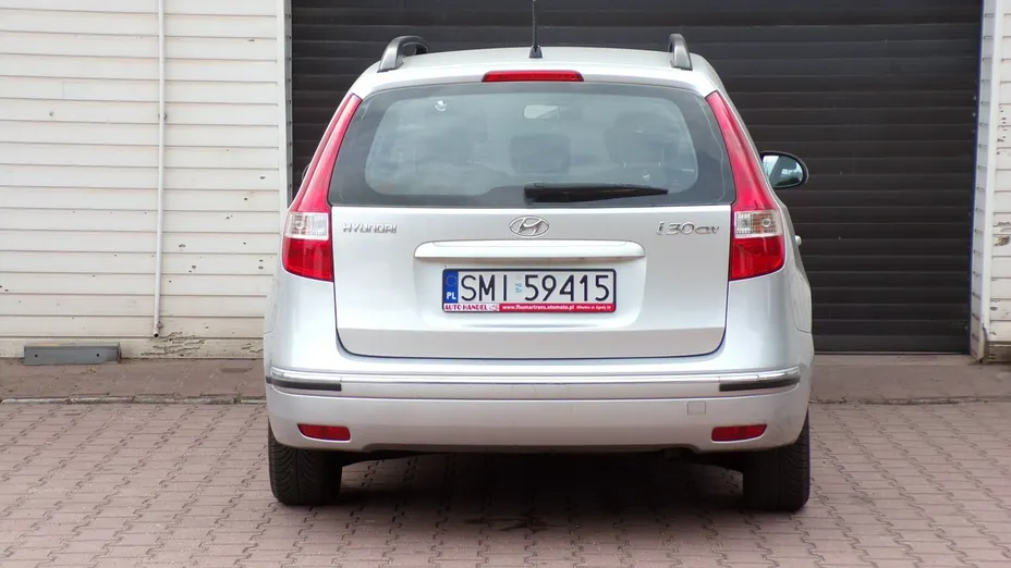 HYUNDAI i30 -