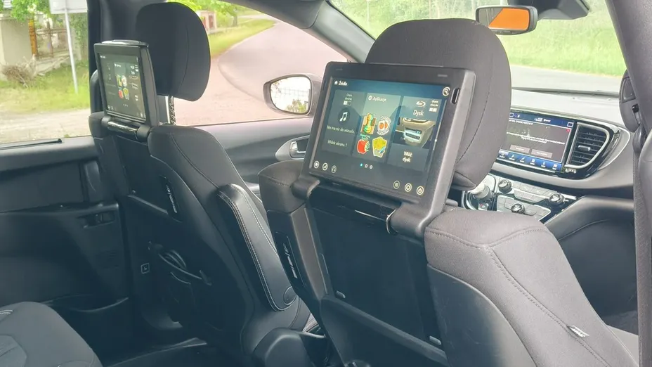 CHRYSLER Pacifica -