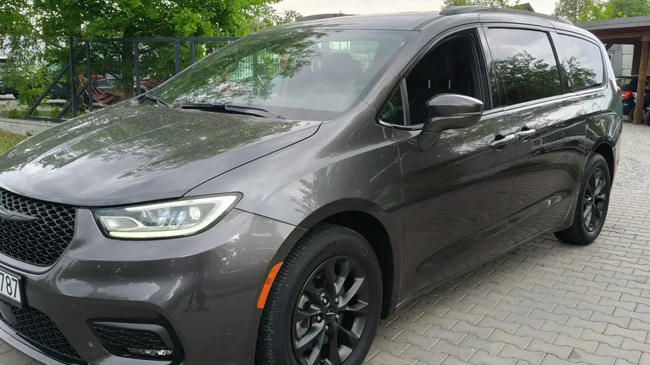 CHRYSLER Pacifica -