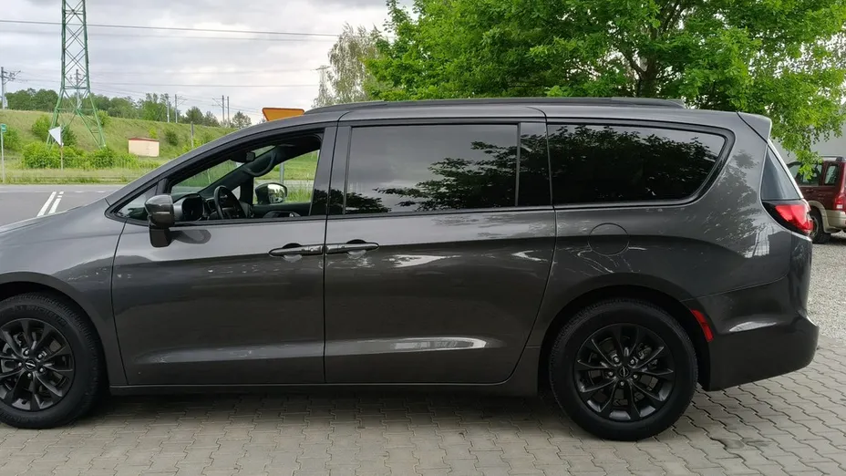 CHRYSLER Pacifica -