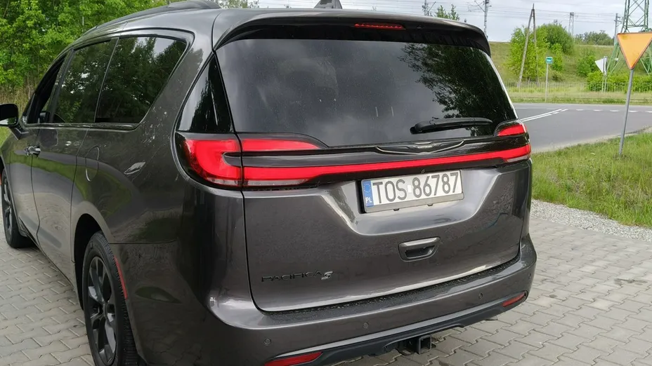 CHRYSLER Pacifica -
