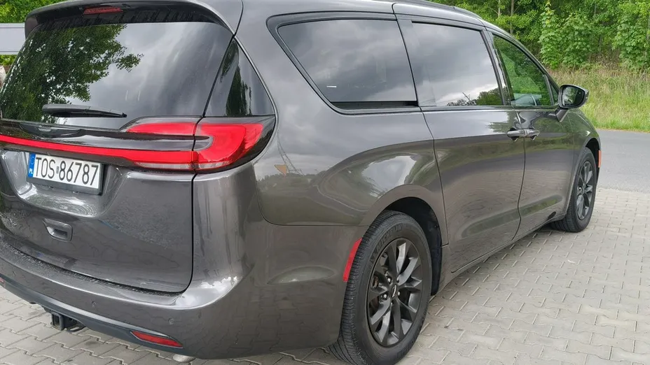 CHRYSLER Pacifica -