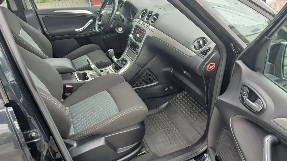 FORD S-MAX -