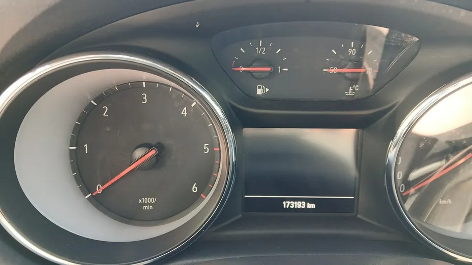 OPEL Astra -