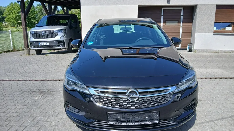 OPEL Astra -