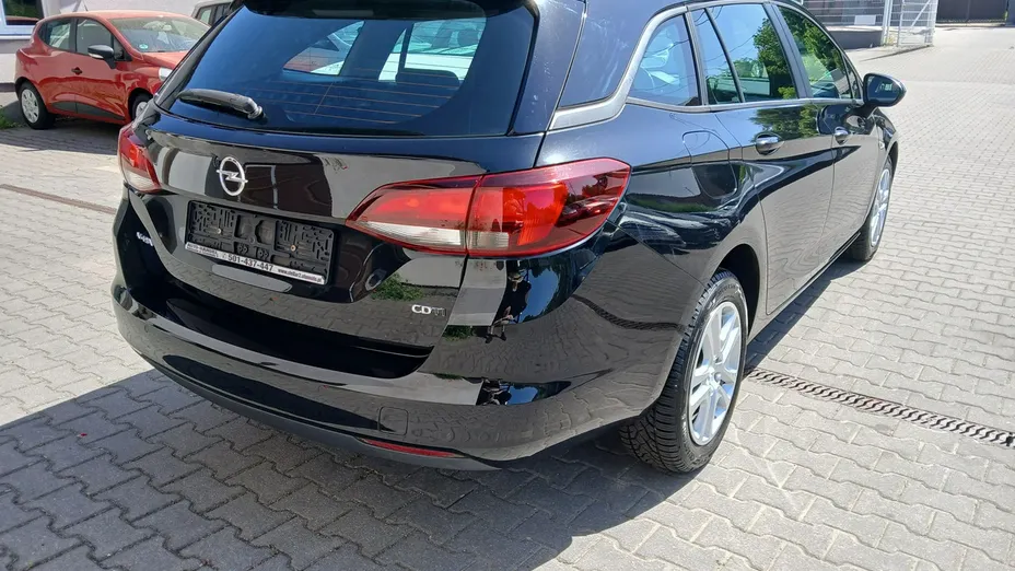 OPEL Astra -