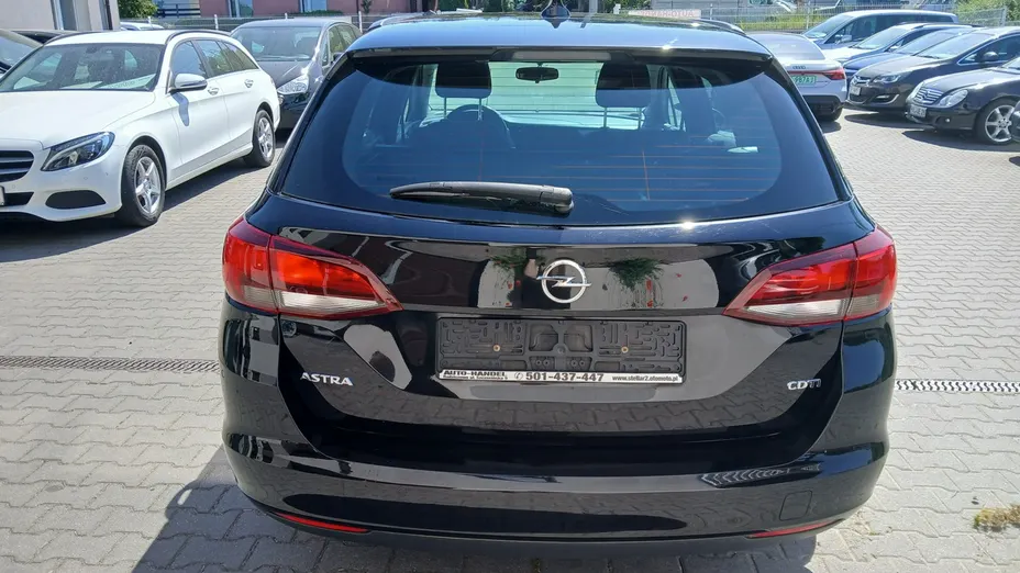 OPEL Astra -