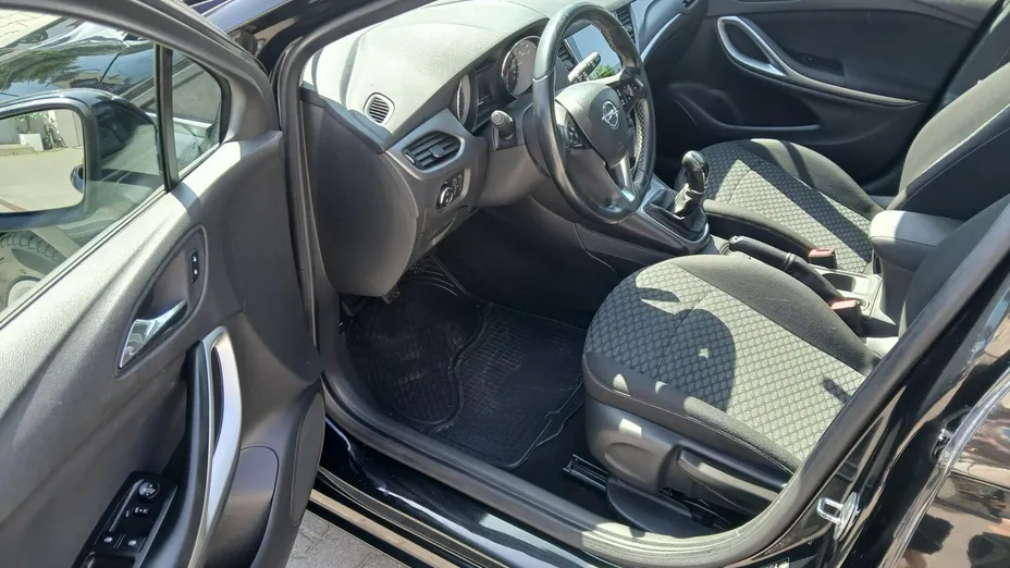 OPEL Astra -