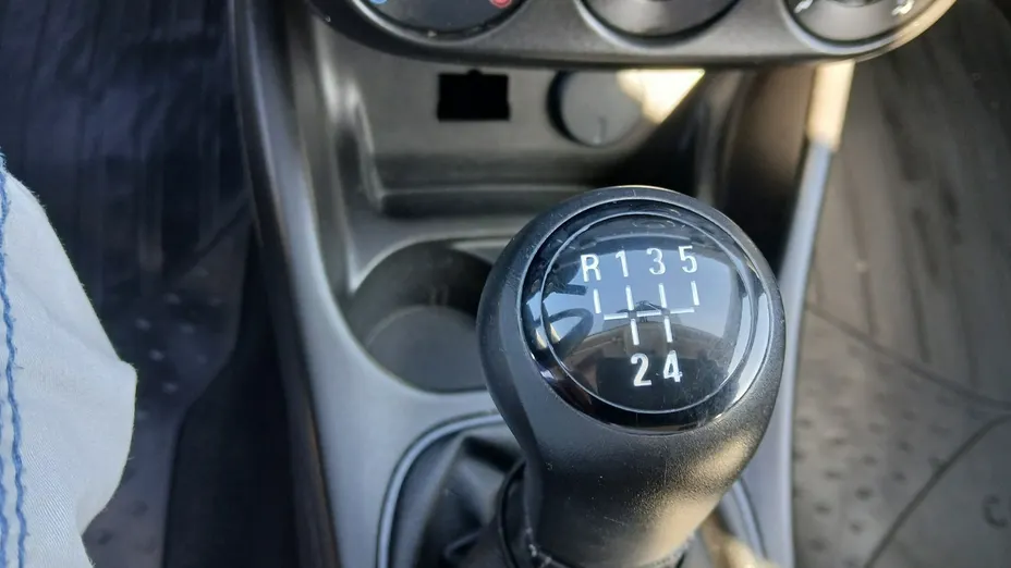 OPEL Corsa -