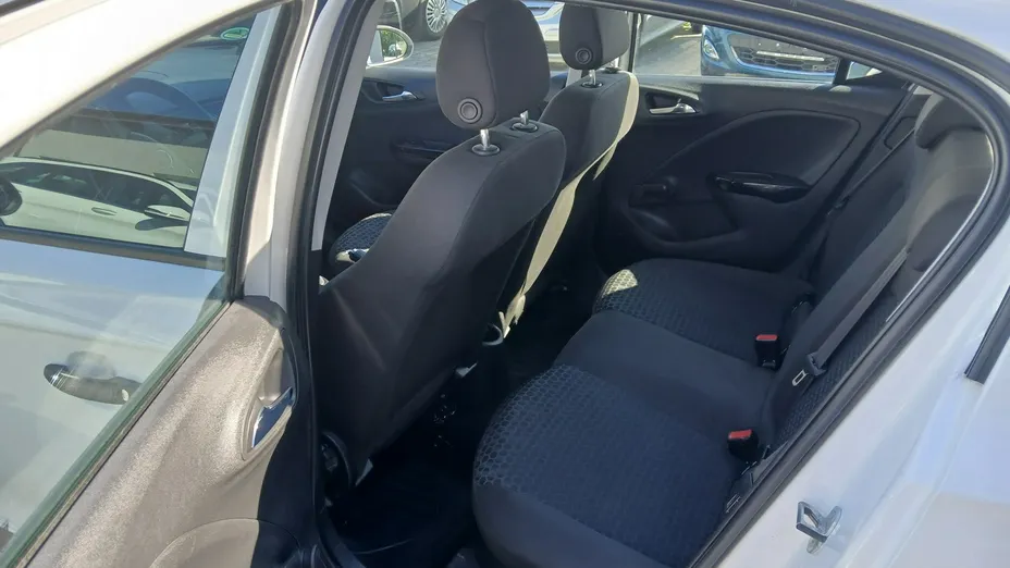 OPEL Corsa -