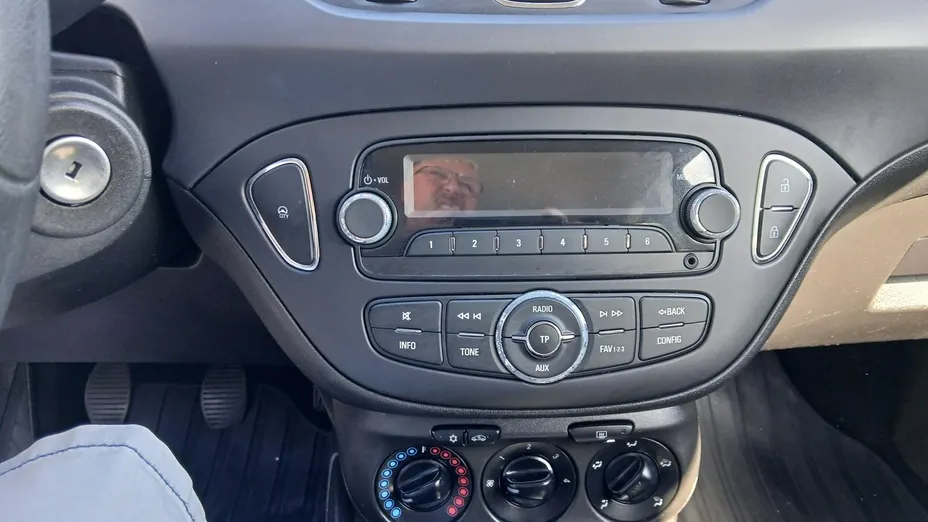 OPEL Corsa -