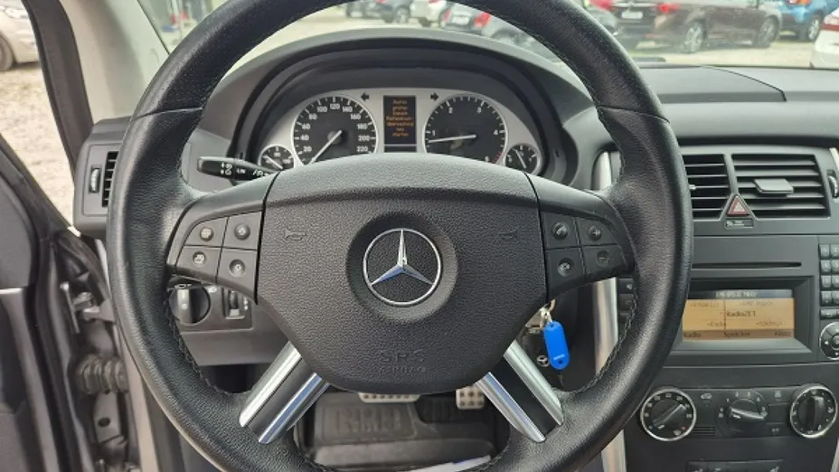 MERCEDES-BENZ B Klasa -