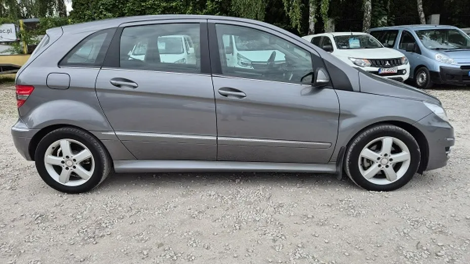 MERCEDES-BENZ B Klasa -