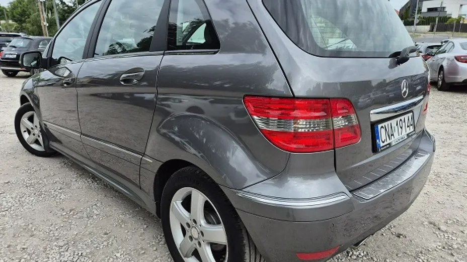 MERCEDES-BENZ B Klasa -