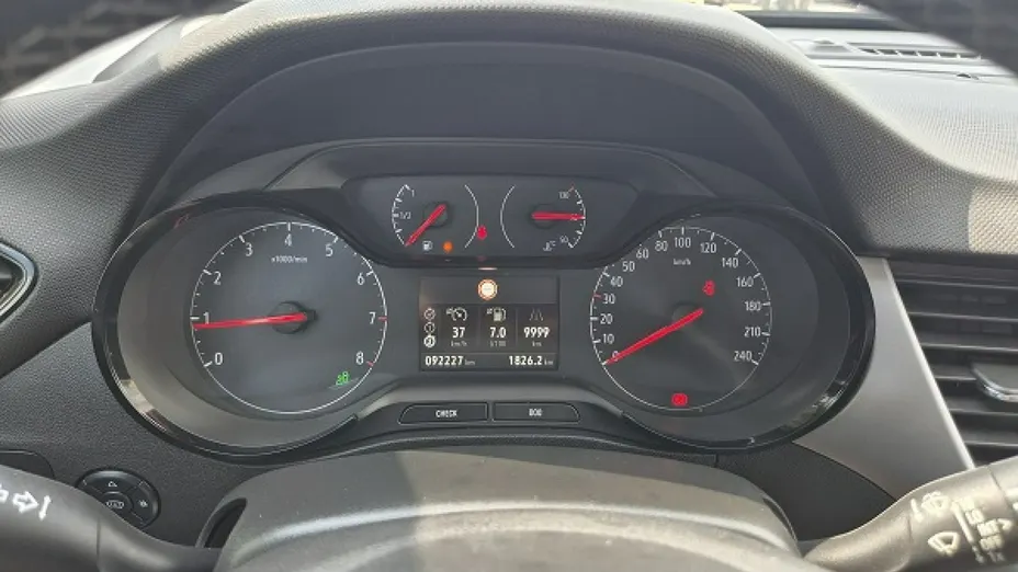OPEL Crossland -