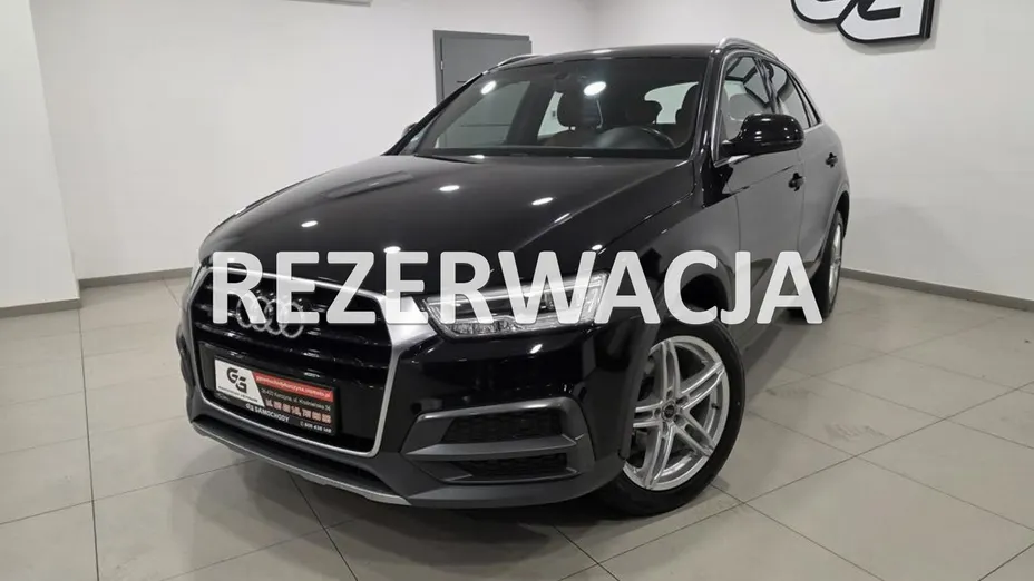 AUDI Q3 -