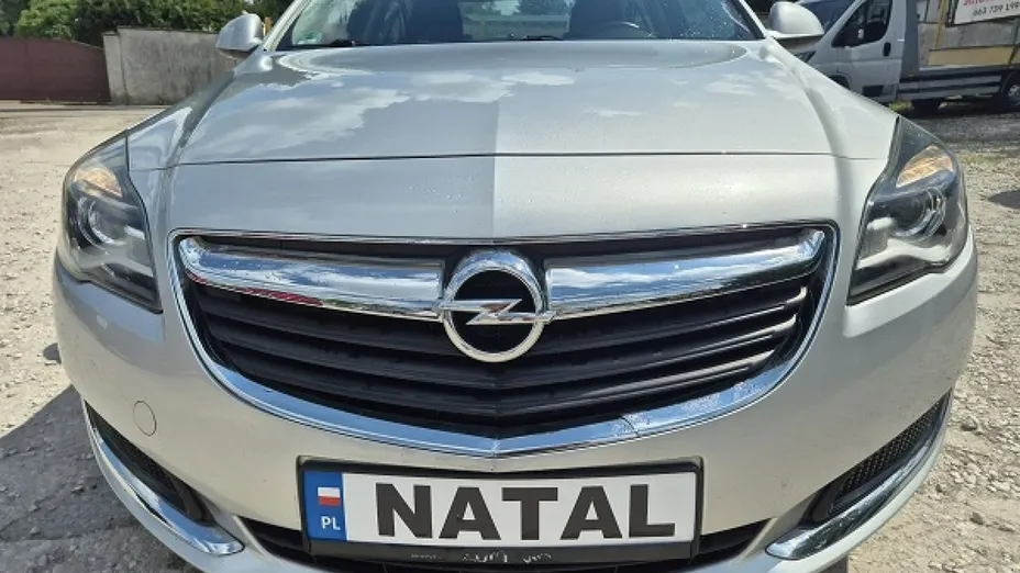 OPEL Insignia -