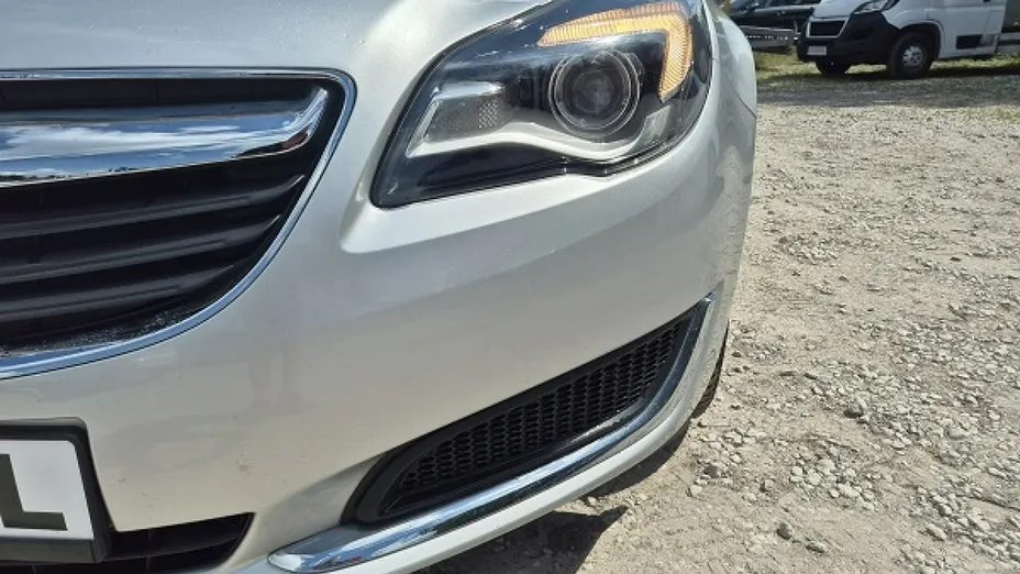 OPEL Insignia -