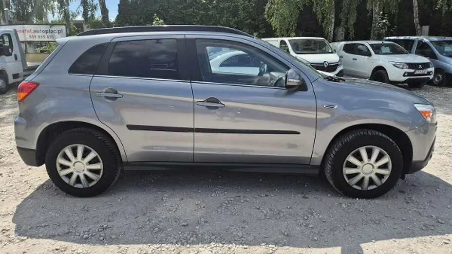 MITSUBISHI ASX -