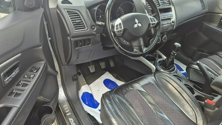 MITSUBISHI ASX -