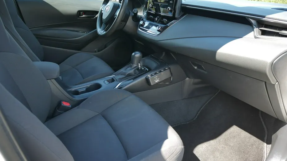 TOYOTA Corolla -