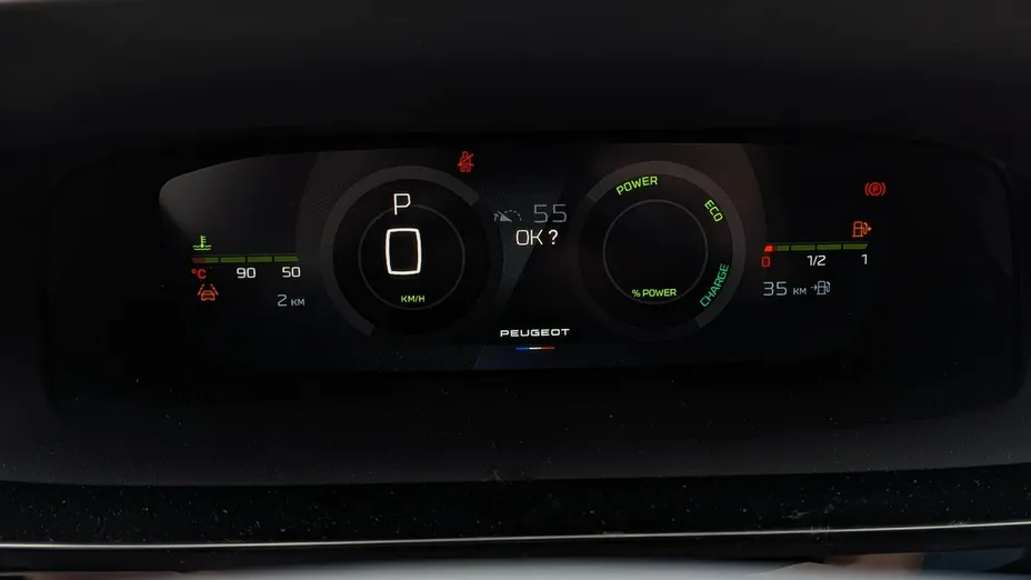 PEUGEOT 408 -