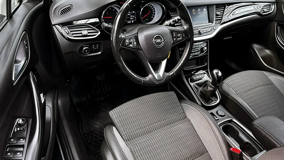 OPEL Astra -