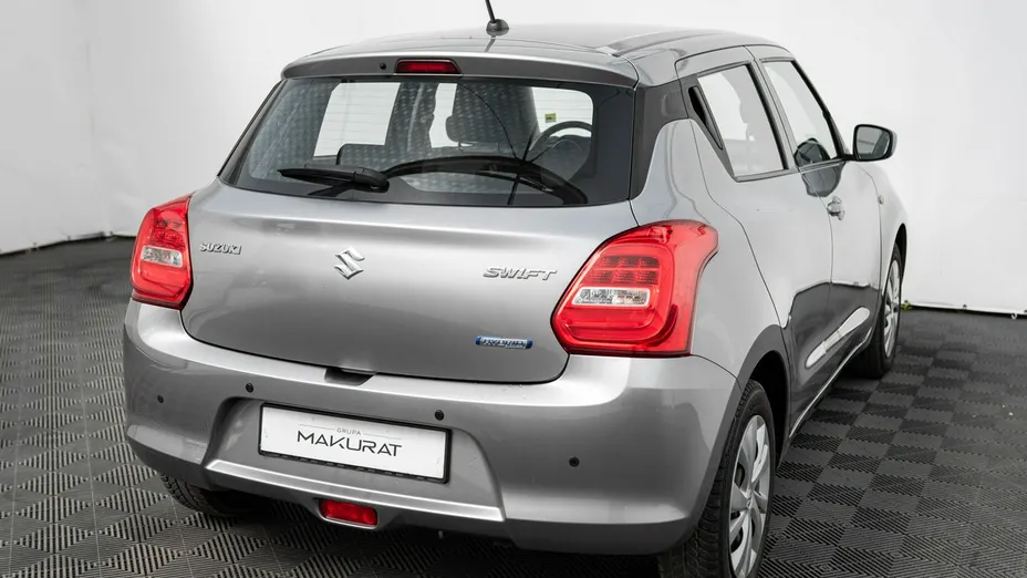 SUZUKI Swift -