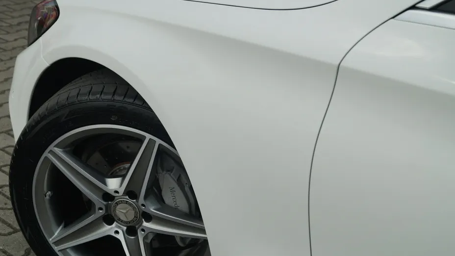 MERCEDES-BENZ C Klasa -