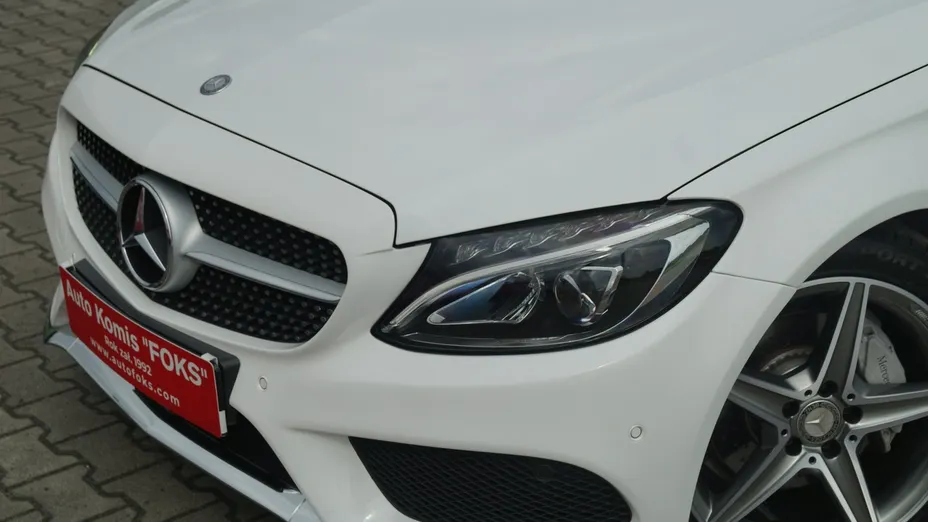 MERCEDES-BENZ C Klasa -