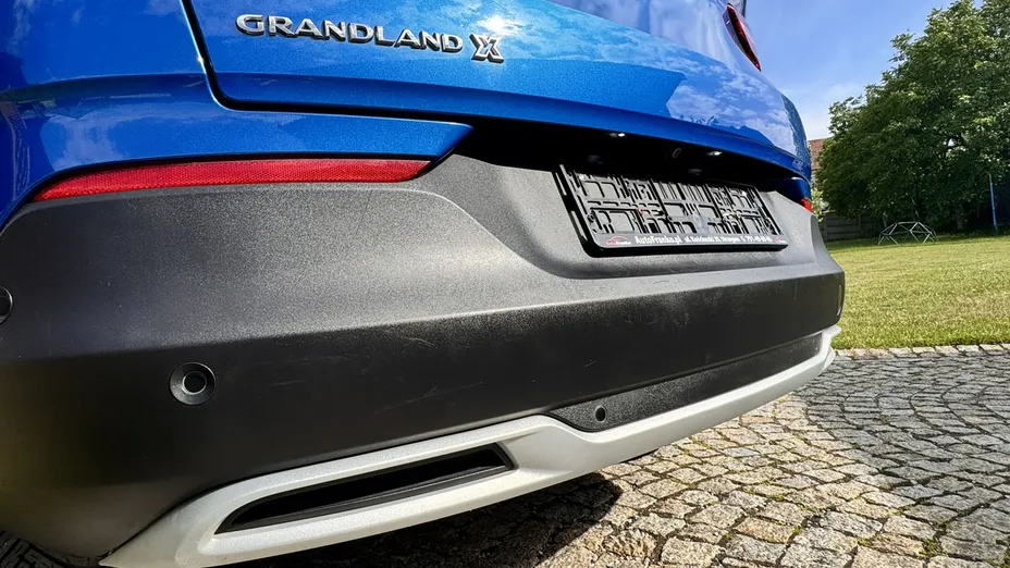 OPEL Grandland X -
