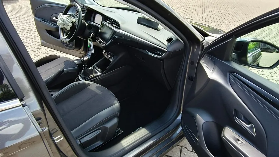 OPEL Corsa -