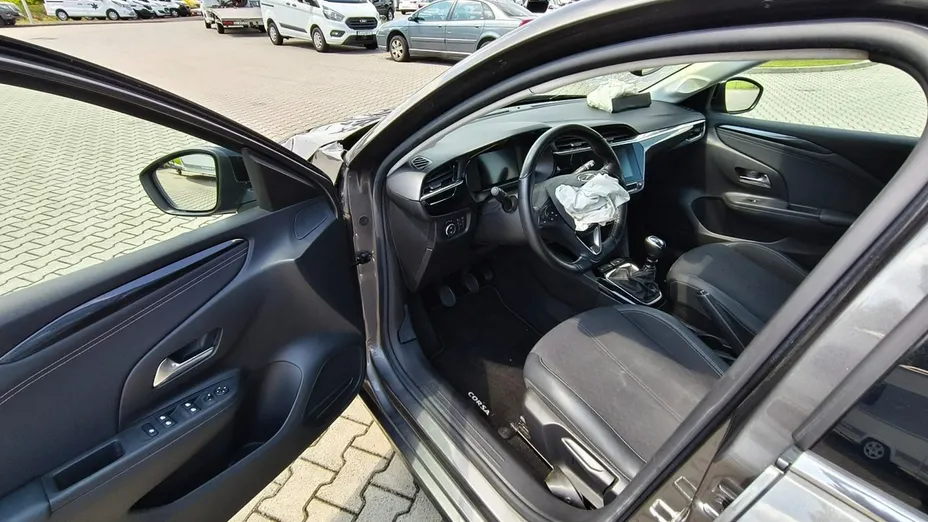 OPEL Corsa -