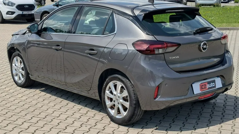 OPEL Corsa -