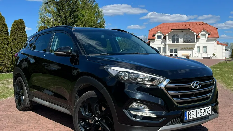 HYUNDAI Tucson -