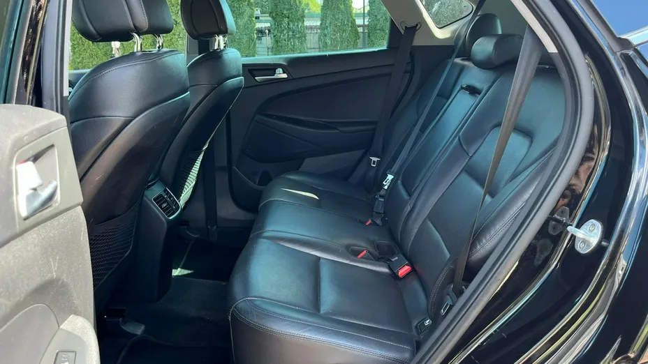 HYUNDAI Tucson -