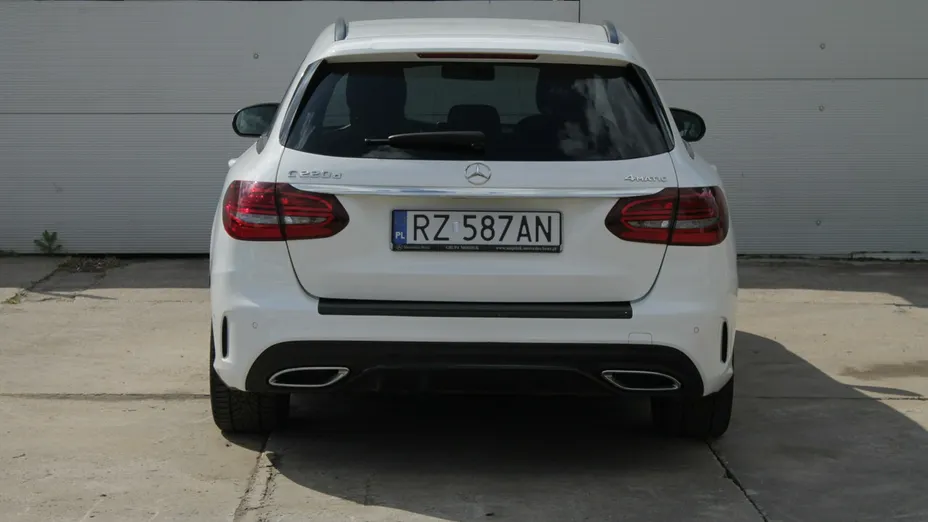 MERCEDES-BENZ C Klasa -